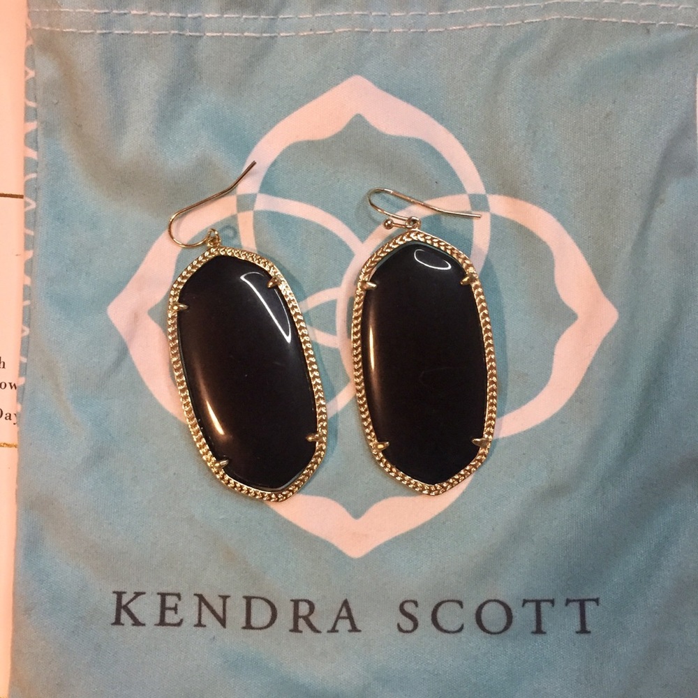 Black Kendra Scott Danielle Earrings